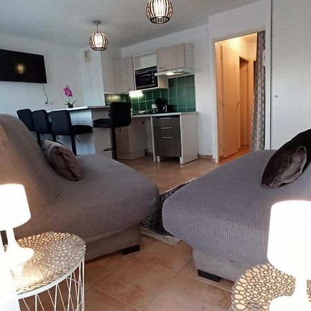 Appartement Face A La Gare Аннмасс Екстер'єр фото