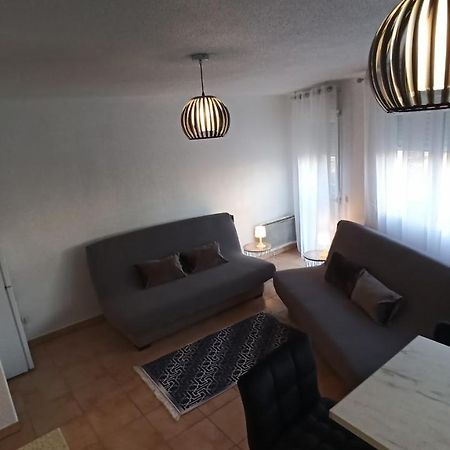 Appartement Face A La Gare Аннмасс Екстер'єр фото