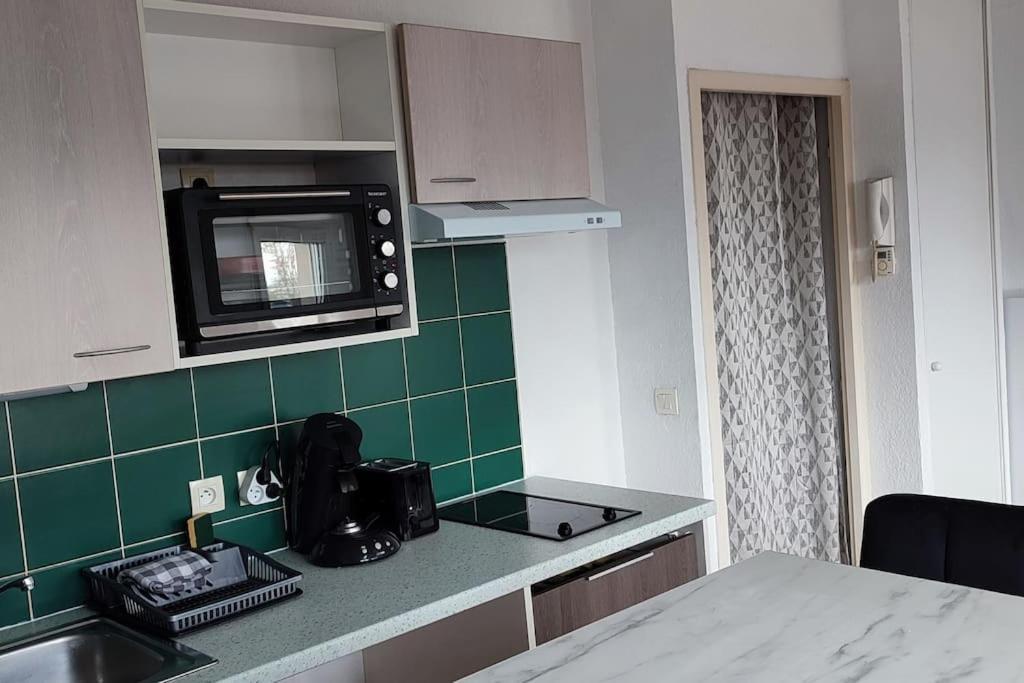 Appartement Face A La Gare Аннмасс Екстер'єр фото