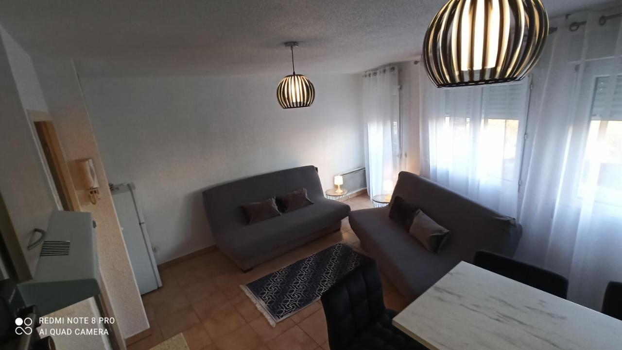 Appartement Face A La Gare Аннмасс Екстер'єр фото